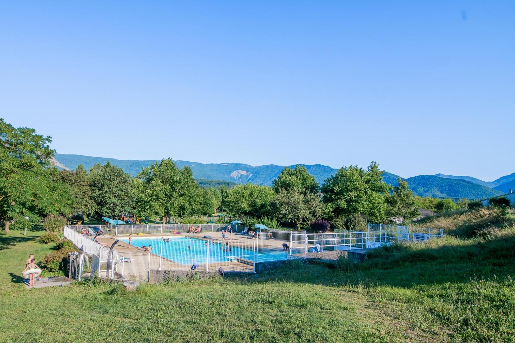 Camping Onlycamp Les Tuilleres Vercheny Exterior foto